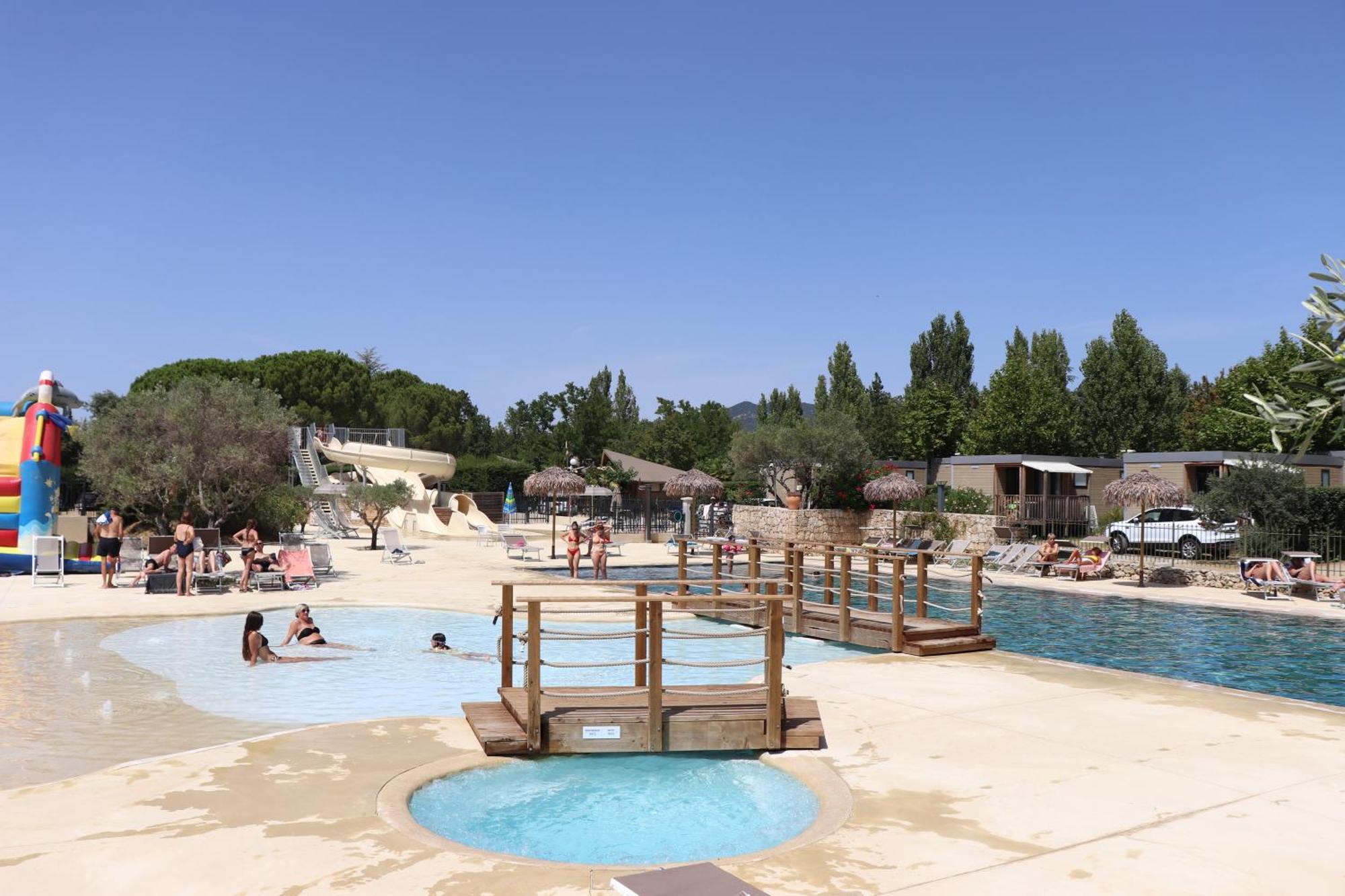 Camping International D'Aups Exterior foto
